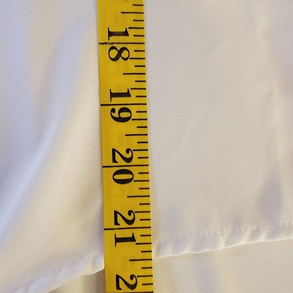 Cold Shoulder Top Scoop Neck Size L - Picture 7 of 10